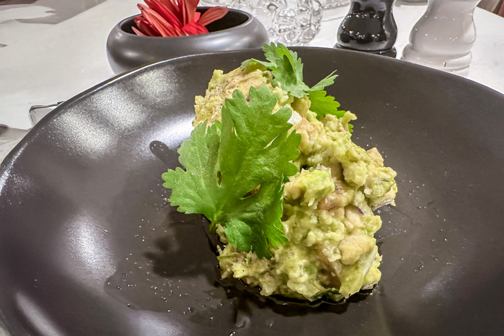 Guacamole Dip | Cruise Scoop