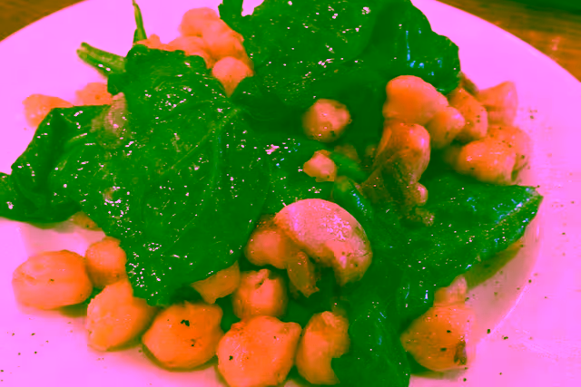 Chickpeas with Spinach, Garlic & Iberian Ham