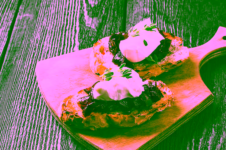French Onion Crostini Recipe