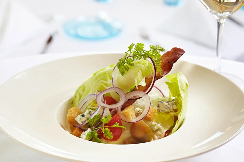 Steakhouse Iceberg Salad