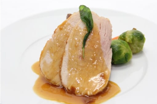 Traditional Turkey with Bacon, Fennel & Apple Bread Dressing & Cider Gravy